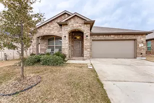 712 Greenford Mnr, Justin, TX 76247 - Photo 2