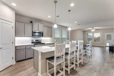 712 Greenford Manor, Fort Worth, TX 76247 - Photo 8