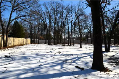 129 Lake Shadows Circle, Gun Barrel City, TX 75156 - Photo 6