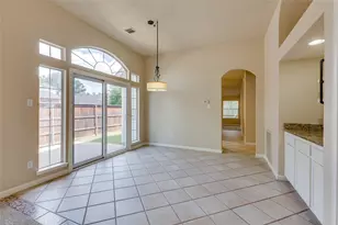 9120 Cumberland Dr, Irving, TX 75063 - Photo 8