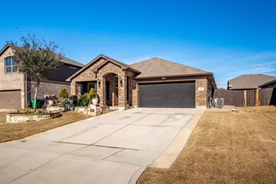 303 Triple Crown Lane, Ponder, TX 76259 - Photo 2