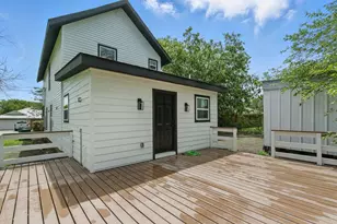 903 N Miller, Decatur, TX 76234 - Photo 2