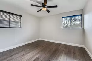 348 Thompson St, Fort Worth, TX 76134 - Photo 20