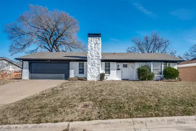 348 Thompson Street, Fort Worth, TX 76134 - Photo 2