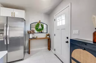 348 Thompson St, Fort Worth, TX 76134 - Photo 4