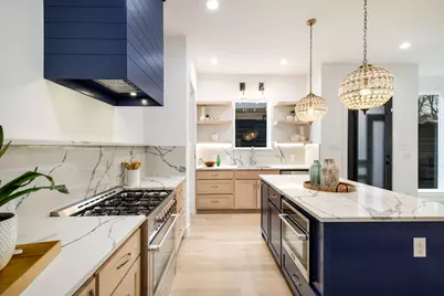 805 S Glasgow, Dallas, TX 75223 - Photo 18