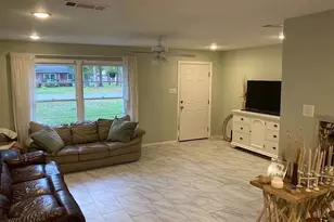 211 Davidson Dr, Terrell, TX 75160 - Photo 1