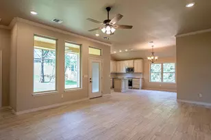 2714 Austin Dr, Granbury, TX 76048 - Photo 8