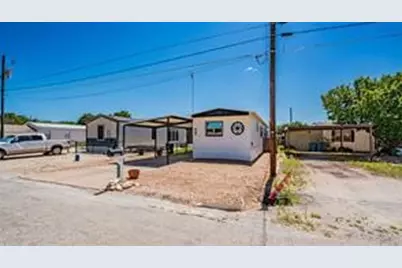 6606 Dayla Court, Granbury, TX 76049 - Photo 2