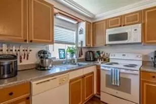 6606 Dayla Ct, Granbury, TX 76049 - Photo 12