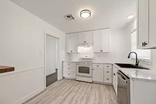 1017 Judd St, Fort Worth, TX 76104 - Photo 8