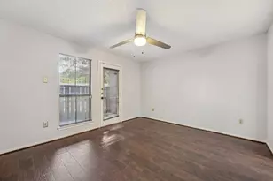 9600 Royal Ln, Dallas, TX 75243 - Photo 16