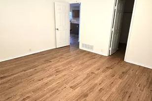 1802 Berkeley Dr, Glenn Heights, TX 75154 - Photo 10