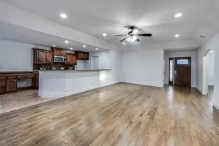 5613 Marlene Dr, Watauga, TX 76148 - Photo 2