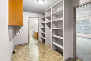 603 E Market St, Mabank, TX 75147 - Photo 12