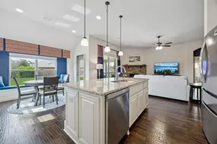 203 Oakcrest Dr, Justin, TX 76247 - Photo 10