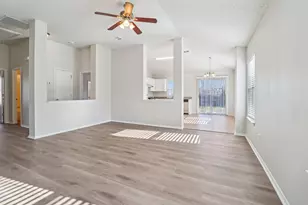 4701 Sea Ridge Dr, Fort Worth, TX 76133 - Photo 2