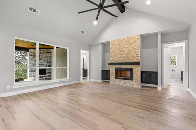 1064 Glenoaks Drive, Weatherford, TX 76088 - Photo 10