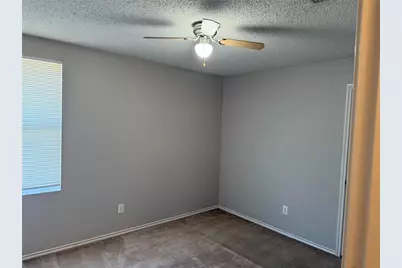 2011 Cap Rock Lane, Grand Prairie, TX 75052 - Photo 8