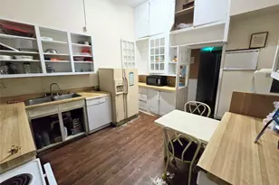 322 Capps St, Marlin, TX 76661 - Photo 16