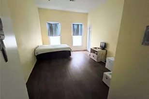 322 Capps St, Marlin, TX 76661 - Photo 6