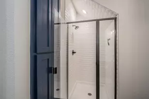 1513 Jackson St, Carrollton, TX 75006 - Photo 16