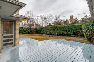 6130 Walnut Hill Ln, Dallas, TX 75230 - Photo 22