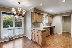 6130 Walnut Hill Ln, Dallas, TX 75230 - Photo 10