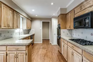 6130 Walnut Hill Ln, Dallas, TX 75230 - Photo 12