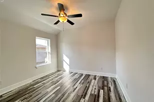 802 S Medora St, Terrell, TX 75160 - Photo 8