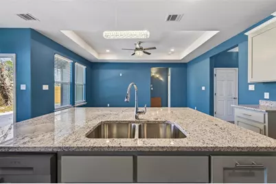 601 E Willingham Street, Cleburne, TX 76031 - Photo 8