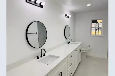 9009 Fairhaven Lane, Dallas, TX 75227 - Photo 32