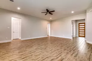 928 Noah St, Mansfield, TX 76065 - Photo 8