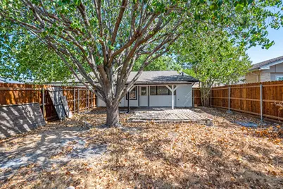 2038 Ash Hill Road, Carrollton, TX 75007 - Photo 6