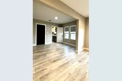 601 S Oak Cliff Boulevard #601W, Dallas, TX 75208 - Photo 6