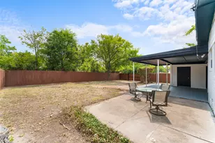10204 San Juan Ave, Dallas, TX 75228 - Photo 22