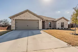 744 Stone Eagle Dr, Azle, TX 76020 - Photo 38