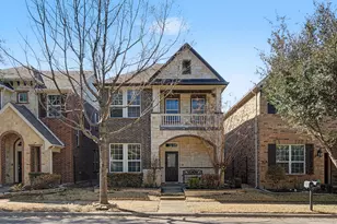 228 Buckingham Ave, Euless, TX 76040 - Photo 1