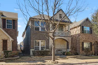 228 Buckingham Avenue, Euless, TX 76040 - Photo 2