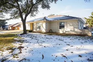 6425 Heidelburg Ct, North Richland Hills, TX 76180 - Photo 2