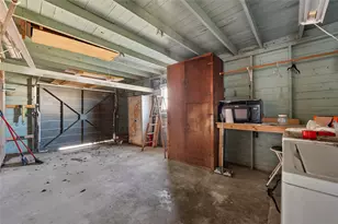 310 S 3rd St, Abbott, TX 76621 - Photo 16