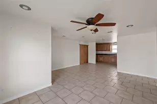 310 S 3rd St, Abbott, TX 76621 - Photo 4