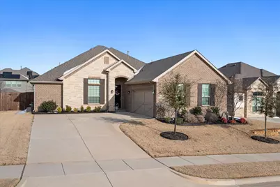 1104 Whispering Hill Drive, Mansfield, TX 76063 - Photo 1
