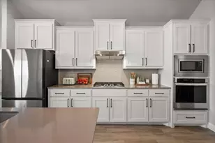 1104 Whispering Hl Dr, Mansfield, TX 76063 - Photo 12