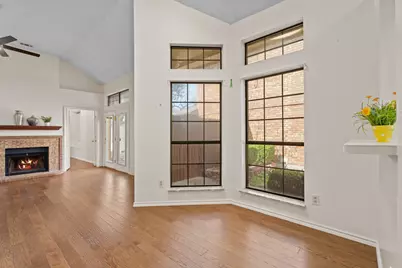 1355 Jasmine Drive, Lewisville, TX 75077 - Photo 12