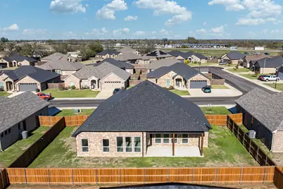 723 Cobblestone Circle, Mabank, TX 75147 - Photo 28