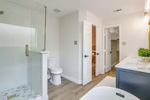 820 Chestnut Ave, Burleson, TX 76028 - Photo 26