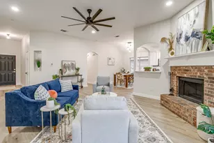 820 Chestnut Ave, Burleson, TX 76028 - Photo 8