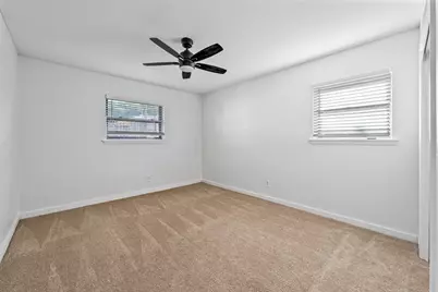 600 Circleview Drive N, Hurst, TX 76054 - Photo 20