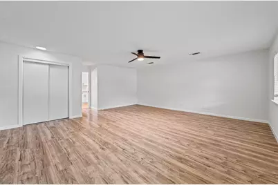 600 Circleview Drive N, Hurst, TX 76054 - Photo 24
